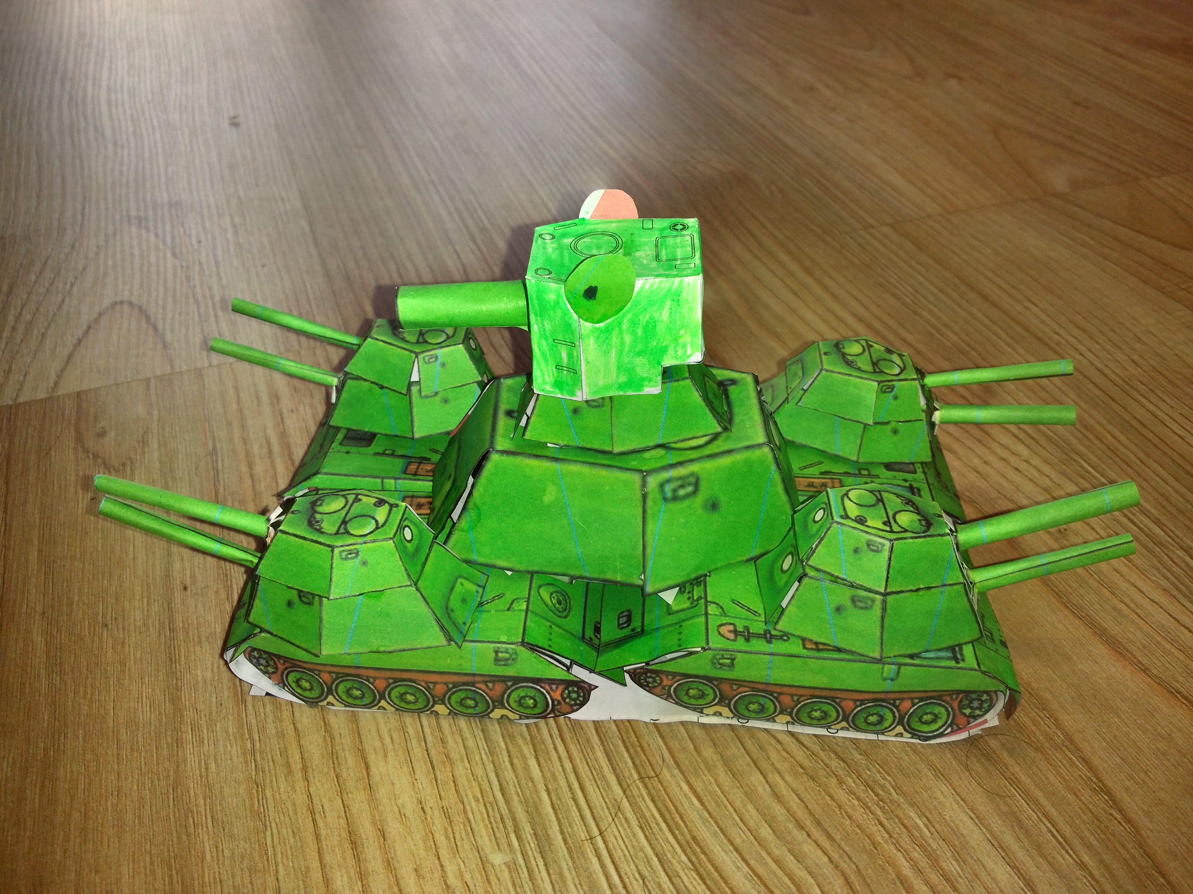 Поделка танк: мастер-класс с фото и описанием, как сделать необычную поделку для детей